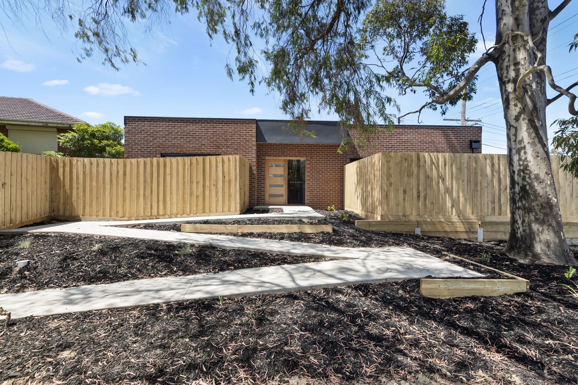 2 Alba Street, Frankston North  VIC  3200