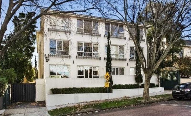 6/18 Burns Street, Elwood  VIC  3184