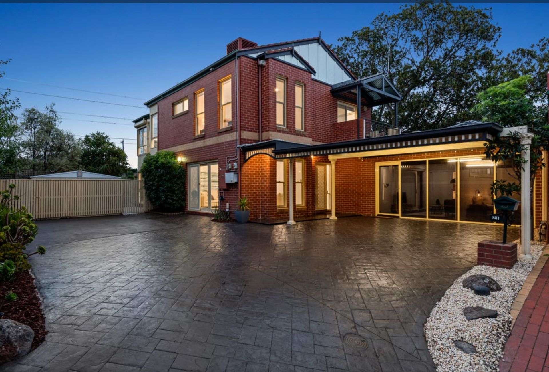 21 Zoe Circuit, Northcote  VIC  3070