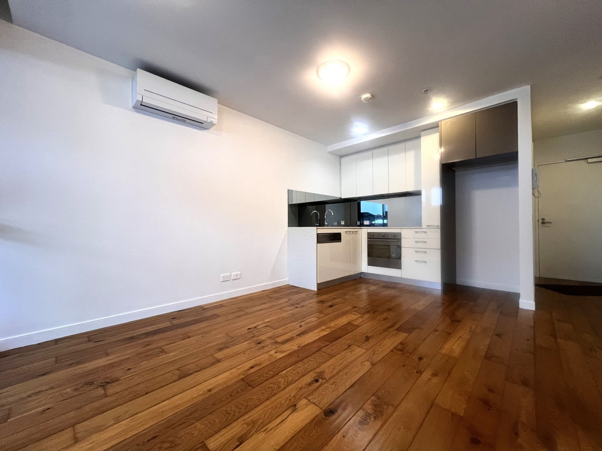 5207/185 Weston Street Brunswick East VIC 3057 Australia