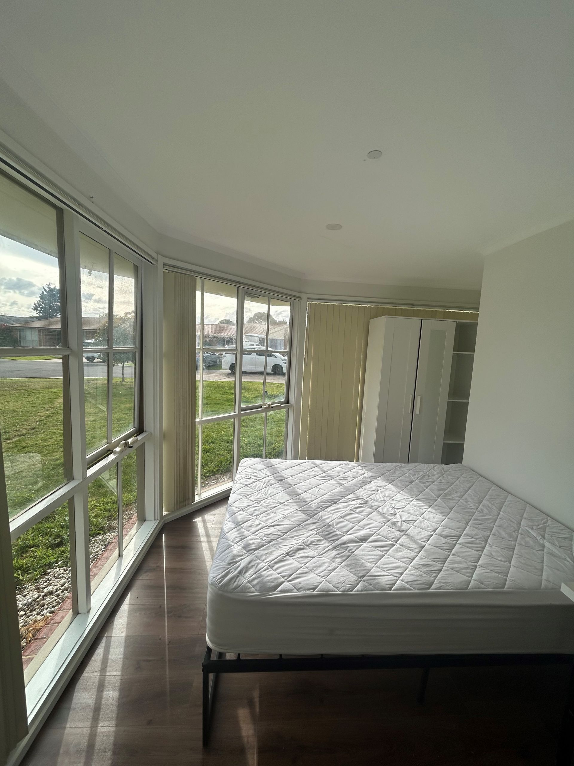 9 Elbe Close Werribee VIC 3030 Australia