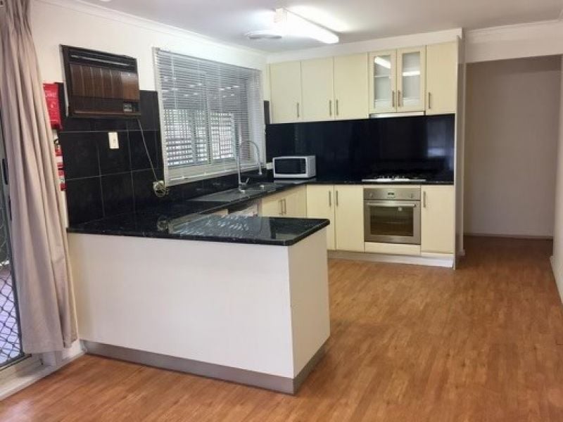 5 Broadacres Court, Narre Warren  VIC  3805