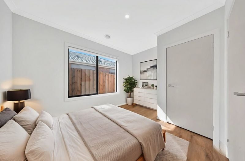 34 Stakes Boulevard Manor Lakes VIC 3024 Australia