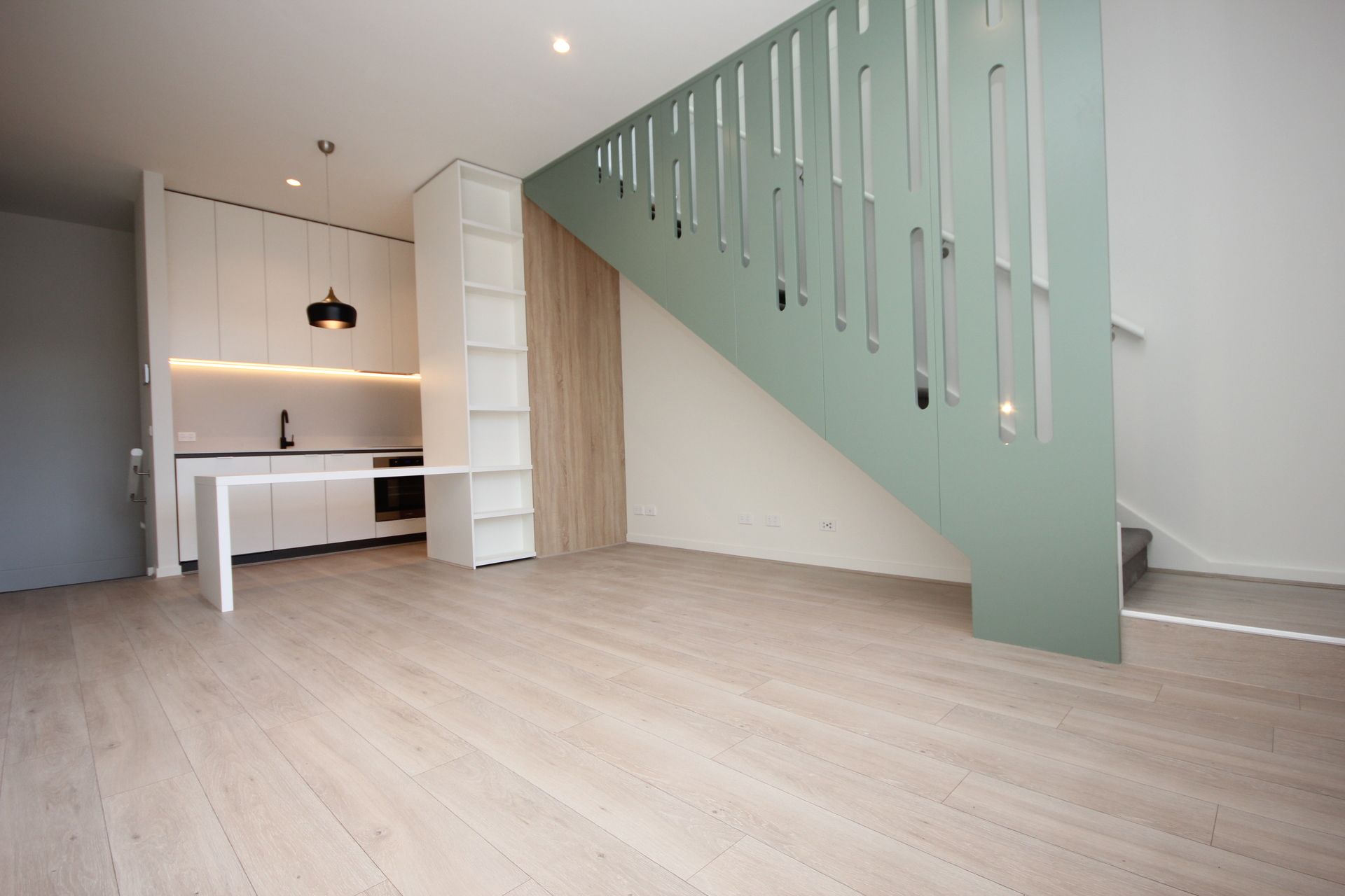 57 Dutton Lane Ascot Vale VIC 3032 Australia